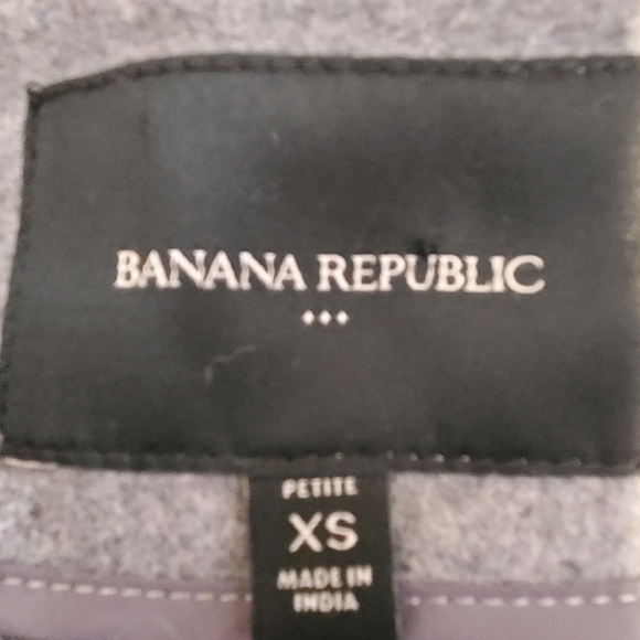 Banana republic.  Women's sz xs poncho wool cape. Detachable hood. Grey. - Picture 12 of 16